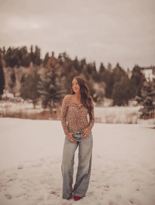 CapriLee Amos - Administrative team at Blitz Aviation Ogden Utah flight school